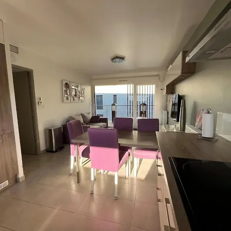 Appartement 3 Pieces Au Pied De La Promenade Du Paillon