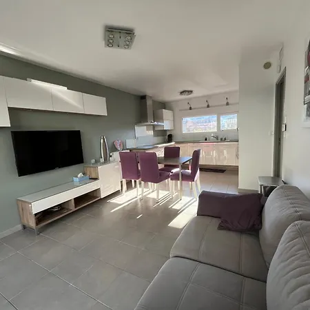 Apartment 3 Pieces Au Pied De La Promenade Du Paillon *
